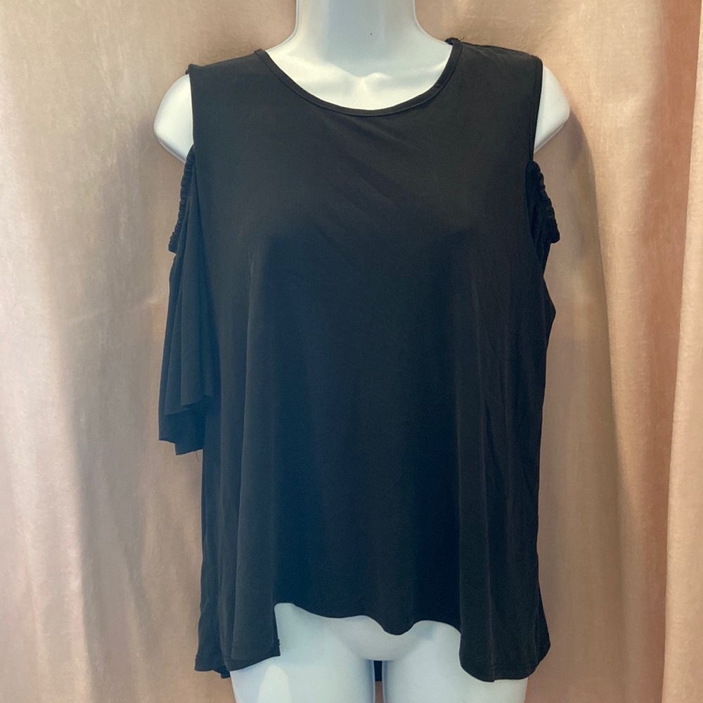 Lavender Field Ruffle Cold Shoulder Blouse Gun metal Grey Medium